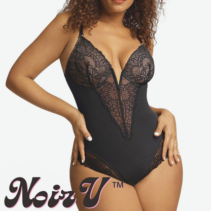 NoirV™ - Tiefer V-Ausschnitt Spitzen Körperanzug